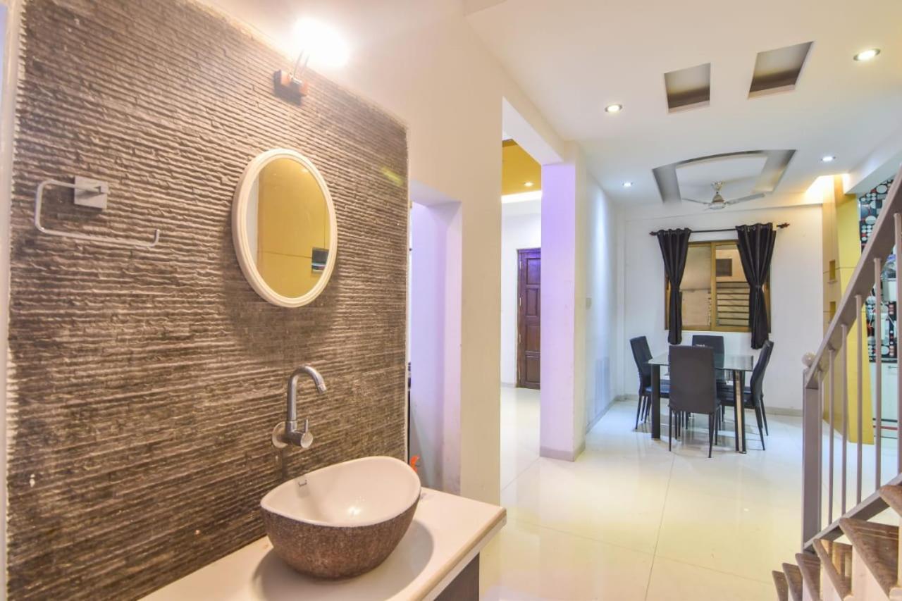 Prince Villa 3Bhk Лонавала Экстерьер фото